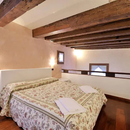 Apartamento Castello Di Godego Sleeps 4 Air Con Wifi *